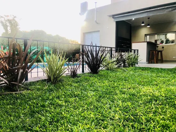 Venta Casa 4 Ambientes . Barrio San Ignacio Chico San Miguel