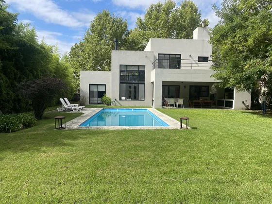 Venta Casa 3 Dormitorios C/ Dependencia Apto Credito - San Andrés - Villanueva