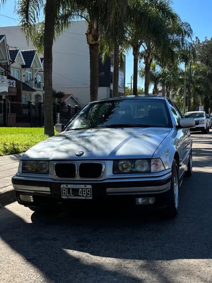 Bmw Serie 3 2.0 328i
