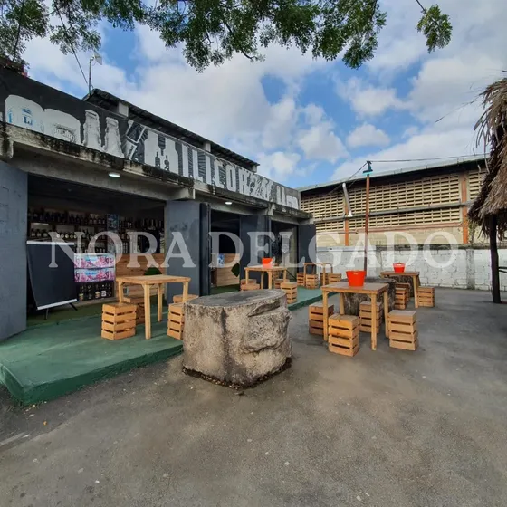 Local Comercial Y Fondo De Comercio De Licoreria En Venta En El Marques, Guatire, Miranda