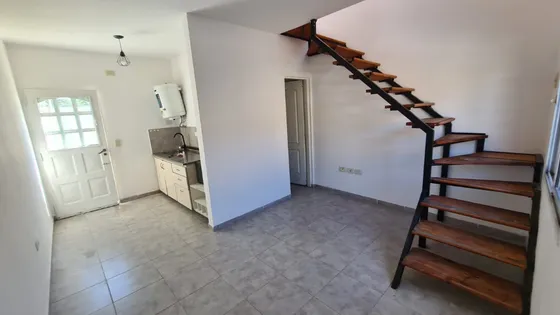 Paso Del Rey, Vende Duplex 3amb Fondo Cochera Barrio Cerrado Cerca De Autopista
