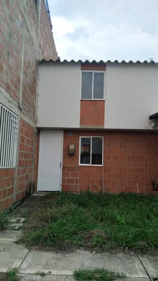   317 6823677 Casa Venta Manzanares Sector 14 Cerca Colegi