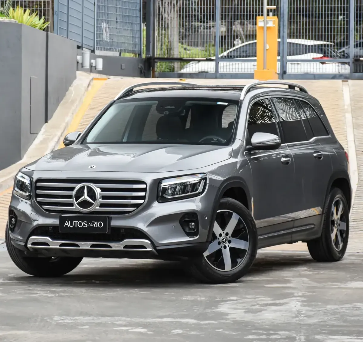 Mercedes-Benz GLB Class 1.3 GLB200 Advance 163 HP