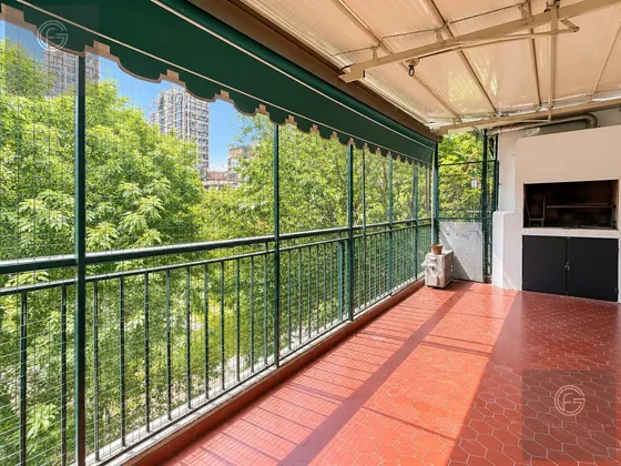 Departamento de 3 Ambientes en Alquiler con Gran Terraza y Parrilla Totalmente Reciclado Belgrano