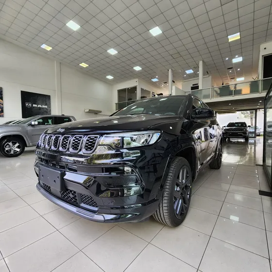 Jeep Compass 1.3 T270 Serie-s 4x2 At6
