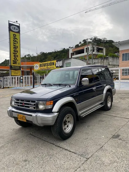 Mitsubishi Montero 3.0 V43 Wagon
