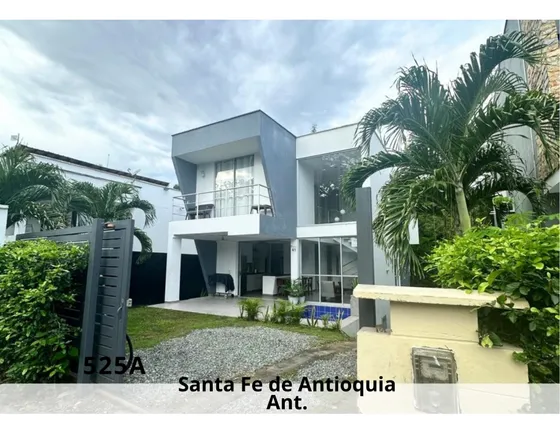 Espectacular Casa En Condominio En Santa Fe De Antioquia