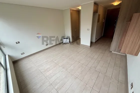 Studio, Metro Irarrázaval, Barrio Italia