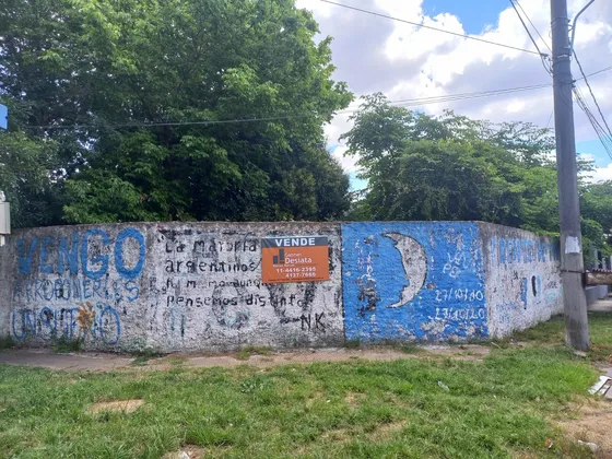 Lote En Esquina Frente A Plaza  La Rotonda 