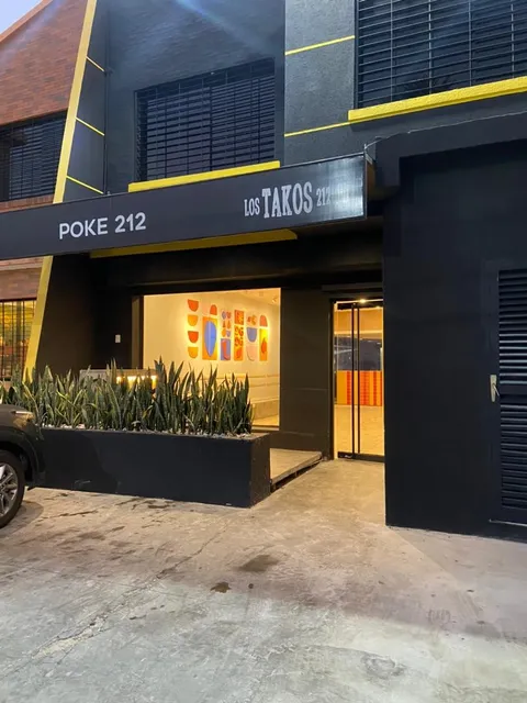 Se Alquila Local Para Comida Rapida Cerca De La Ceiba, La Viña Carmen N.