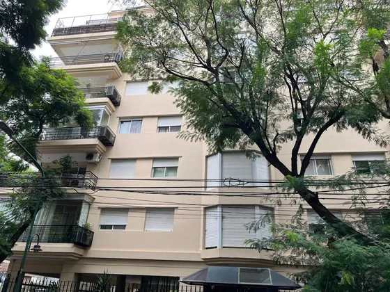 Departamento En Venta En Olivos De Dos Ambientes Con Cochera, Full Amenities