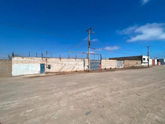 Terreno Industrial En Pasaje El Caliche Lotes 11 Y 12