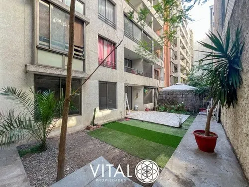 Departamento 2d 2b Con Patio En Ejército - Metro Toesca