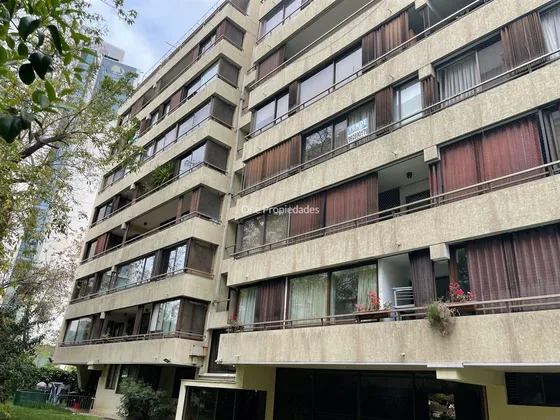 Departamento En Venta De 3 Dorm. En Vitacura