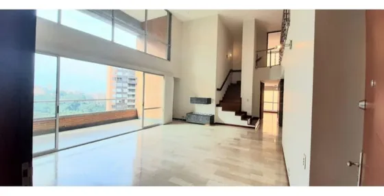 Apartamento Duplex En Arriendo En Envigado