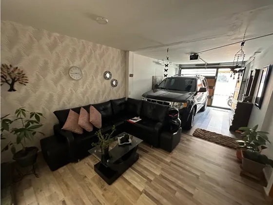 Casa De Primer Piso En Venta En El Municipio De La Ceja. 
