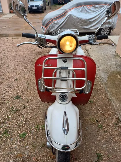 Moto Zanella Mod 125.