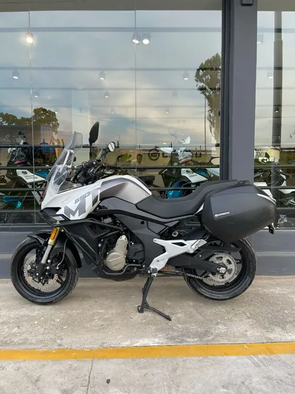 Cfmoto 650mt
