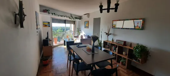 Boulevard 53 Esq. 54 (1 Esq.54) Edificio Palacio Del Bosque. Dpto De 3 Dorm Con Cochera En Venta