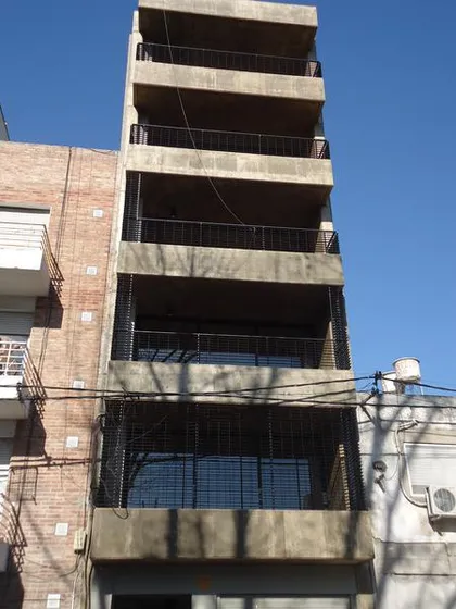 Rioja Al 3100 - Venta Cochera Barrio Lourdes Rosario