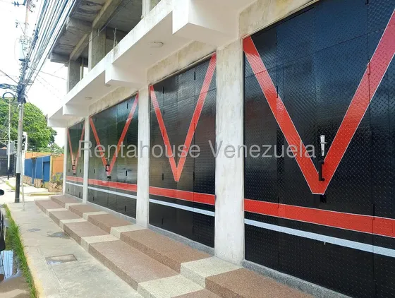 Karen García Ofrece En Alquiler Excelente Local Comercial A Estrenar En Pleno Centro De Cabudare, A Pie De Calle, Pisos De Granito Pulido,