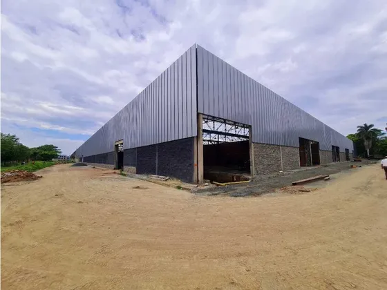 Alquilamos Bodegas Nuevas Con Beneficios Fiscales Por 10 Años 