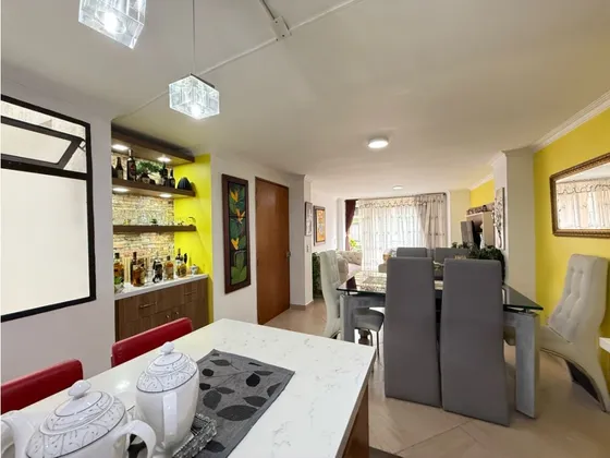 Venta De Apartamento En Envigado Parte Plana Sector El Portal