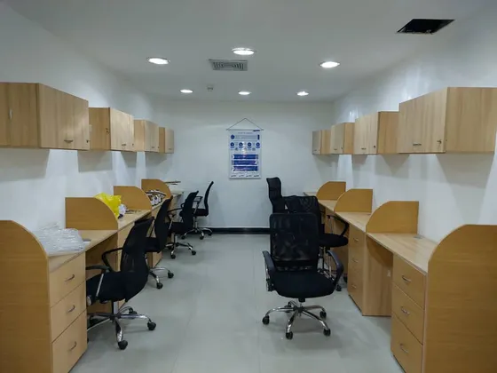 Alquiler Oficina En Petroriente 