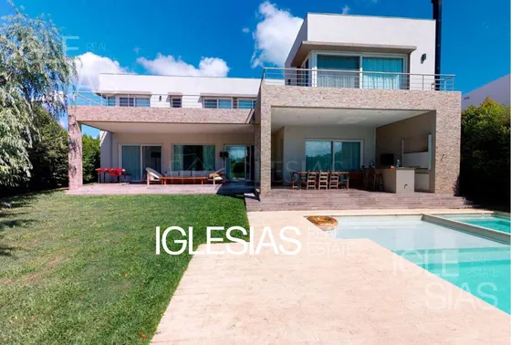 Casa Al Lago En Venta - Barrio Lagos Del Golf, Nordelta