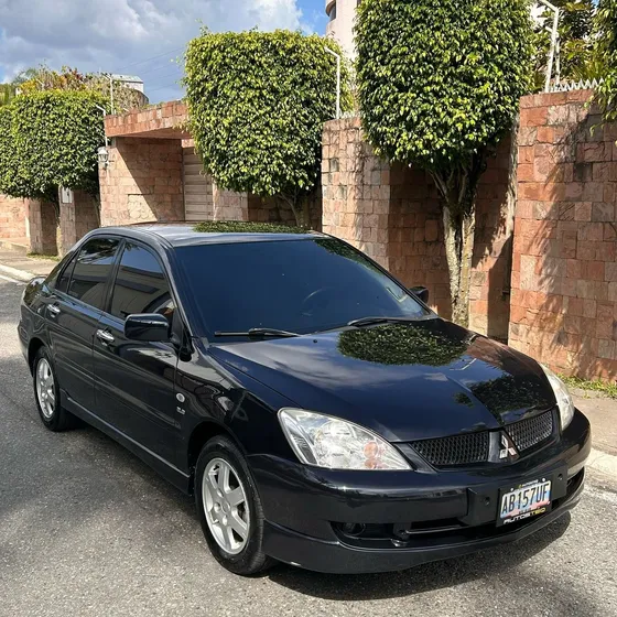 Mitsubishi Lancer Touring Automático