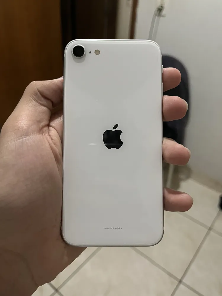iPhone SE (2nd Generation) 64 GB (product)red - Bom iPhone SE (2nd Generation) 64 GB (product)red - Bom
