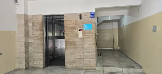 Alquilo Oficina 400 M2 - Microcentro