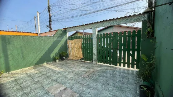 Casa De Praia A Venda Em Mongaguá