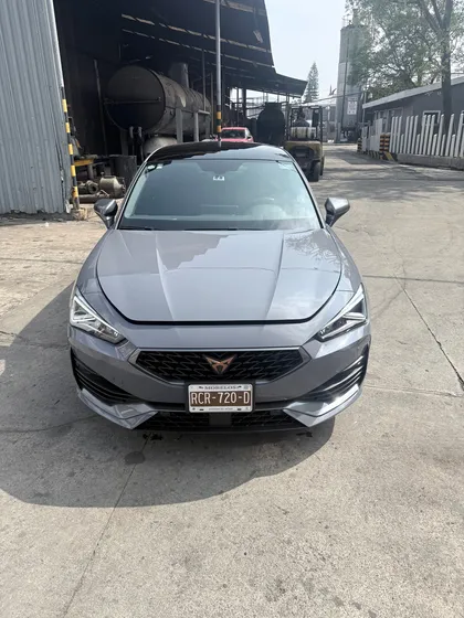 Cupra Leon 245hp
