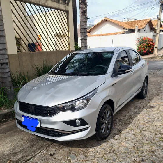Fiat Cronos 1.3 Drive S-design Flex 4p