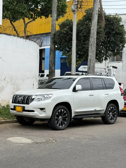 Toyota Prado 2.8 Tx-l At6