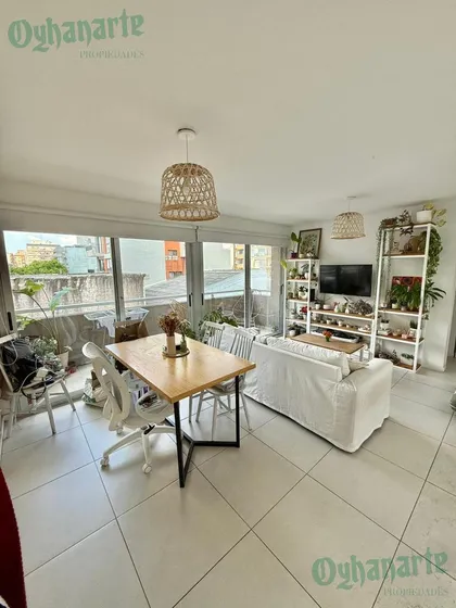 Venta De Departamento En Inmejorable Ubicación - Castelar Norte