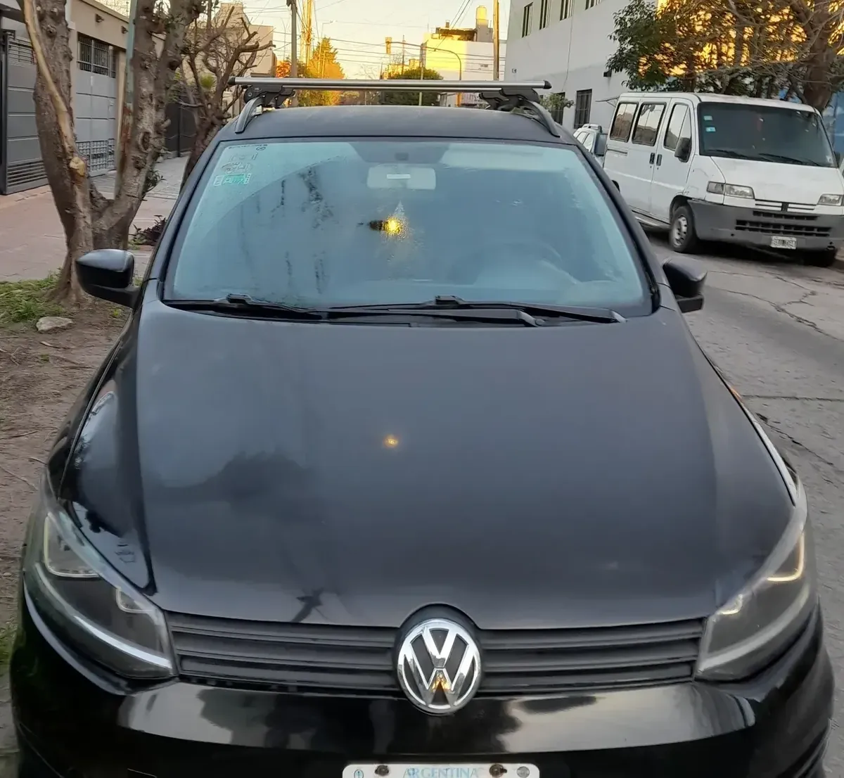 Volkswagen Suran 1.6 Comfortline 101cv