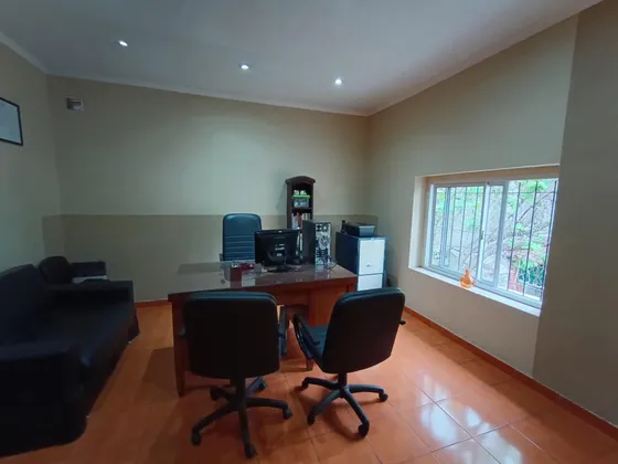 Oficina En Al Quiler - Consultorio - Oficinas Comerciales
