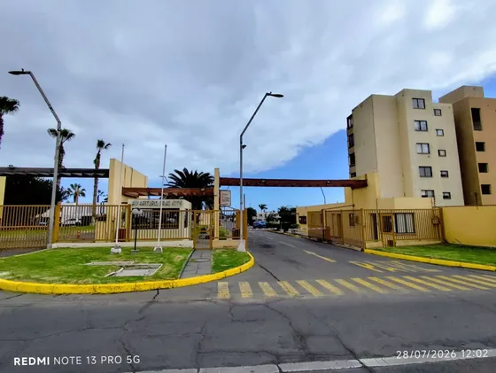 Propiedad Ubicada En Condominio La Portada De Iquique