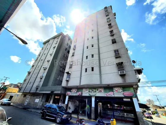 Amplio Apartamento De 145 Metros En Venta En La Bermudez Excelente Ubicacion Piso Bajo Precio De Inversion Estef 25-14018