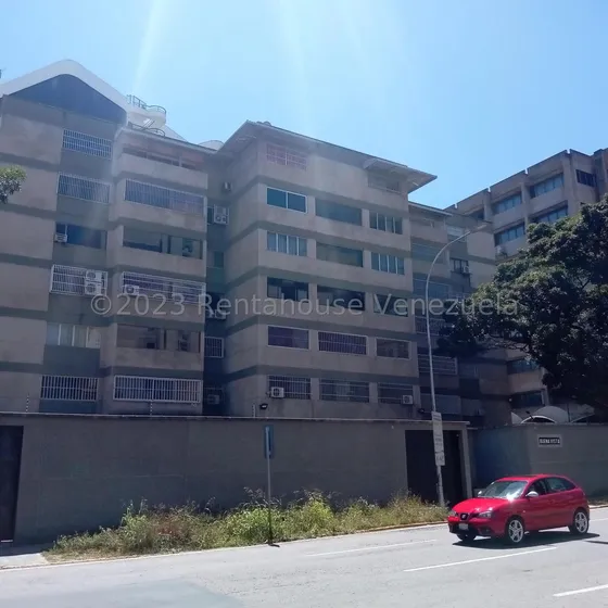 Apartamento En Venta En Chuao Ca 24-27240 Yg