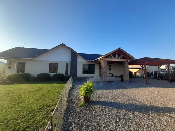 Casa En Venta Los Huertos De Santa Helena