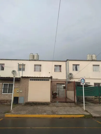 Dúplex En Venta - 3 Dormitorios 1 Baño - Cochera - 128mts2 - Monte Grande
