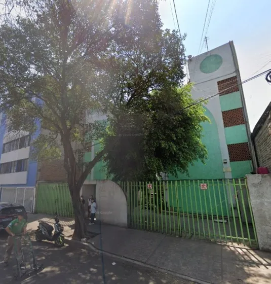Venta De Amplio Dpto. En Tlaxpana, Miguel Hidalgo, Cdmx, Excelente Ubicación. 