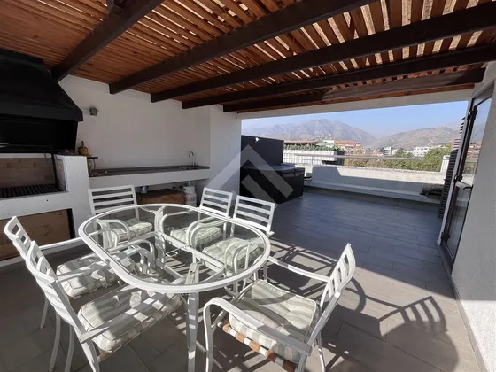 Dpto Triplex En Venta De 3 Dorm.mas Servicios En La Dehesa