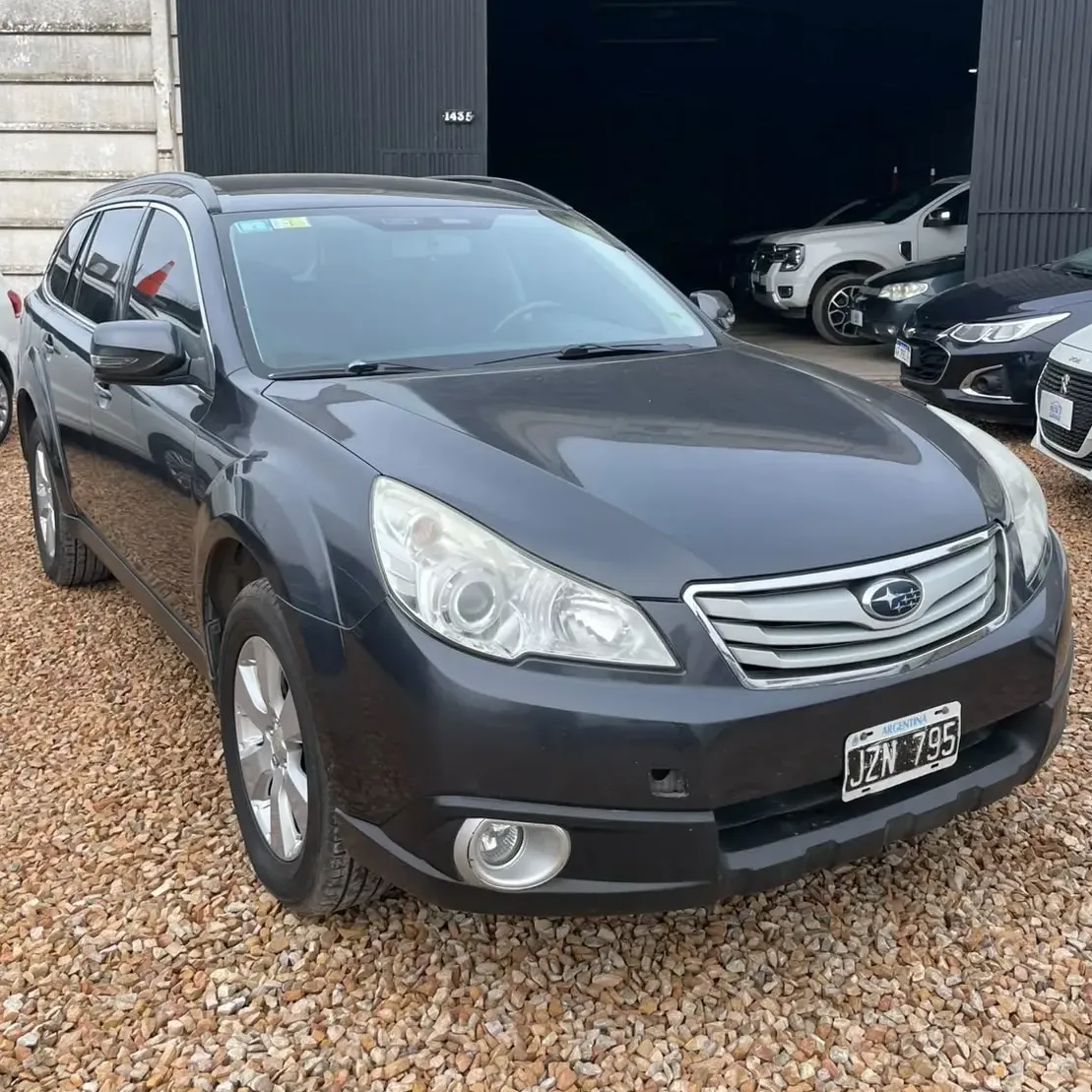 Subaru Outback 2.5 AWD 6MT XS 173 HP