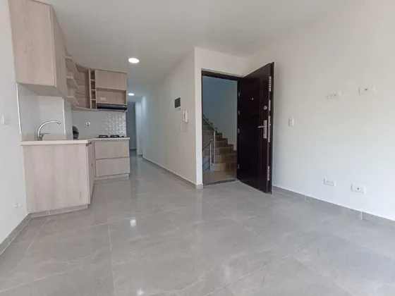 Apartaestudio En Venta Con Parqueadero De Moto, Barrio Cabañas, Bello