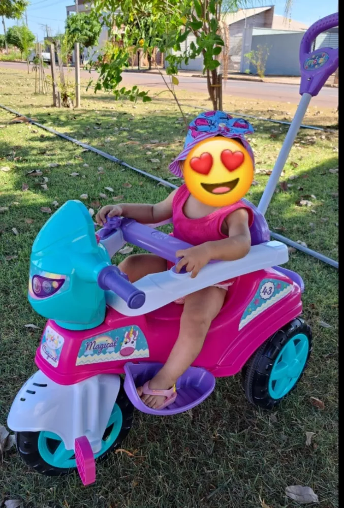 Triciclo Infantil com Empurrador - Triciclo Baby City - Rosa - Maral -  superlegalbrinquedos