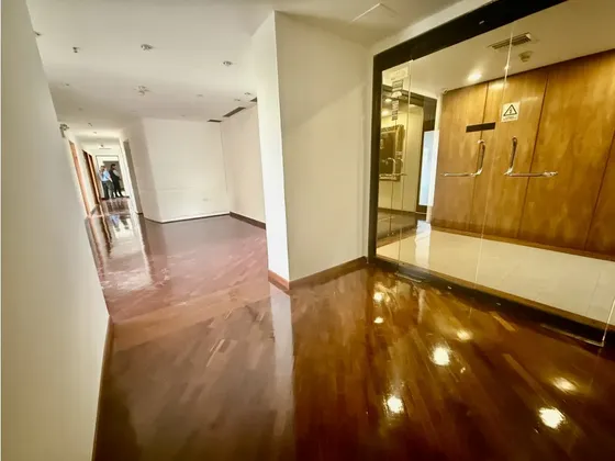 Oficina En Alquiler | Baruta | Las Mercedes | Negociable 3.200$ Lcm